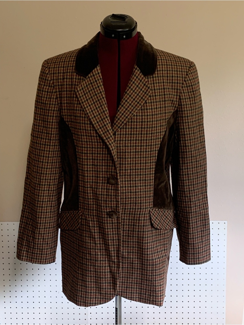 Tailored Brown Plaid Women's Blazer with Dark Brown Velvet Trim